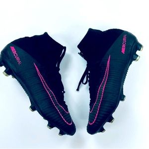 NIKE MERCURIAL SUPERFLY V SOCCER CLEATS